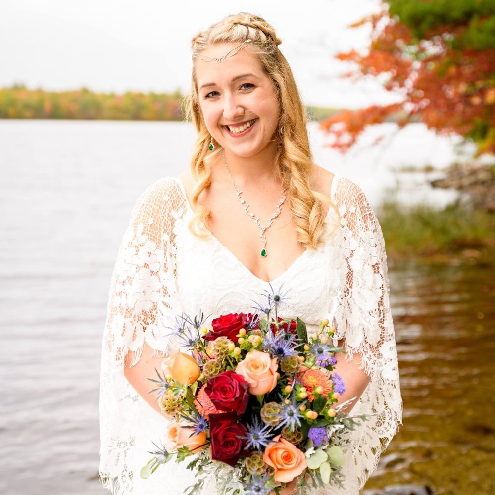 Graces Loves Lace Verdelle 2.0 Size Medium